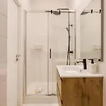 Ground Floor 2 Bedroom With Pool Daire Lisboa