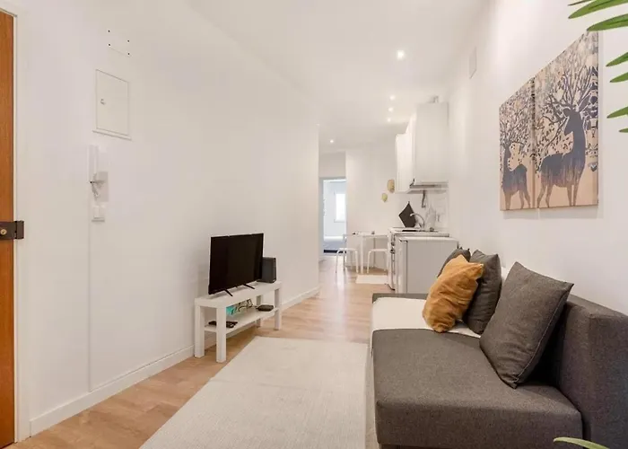 Ground Floor 2 Bedroom With Pool Apartament