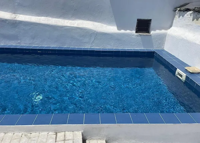 Ground Floor 2 Bedroom With Pool * Lisboa