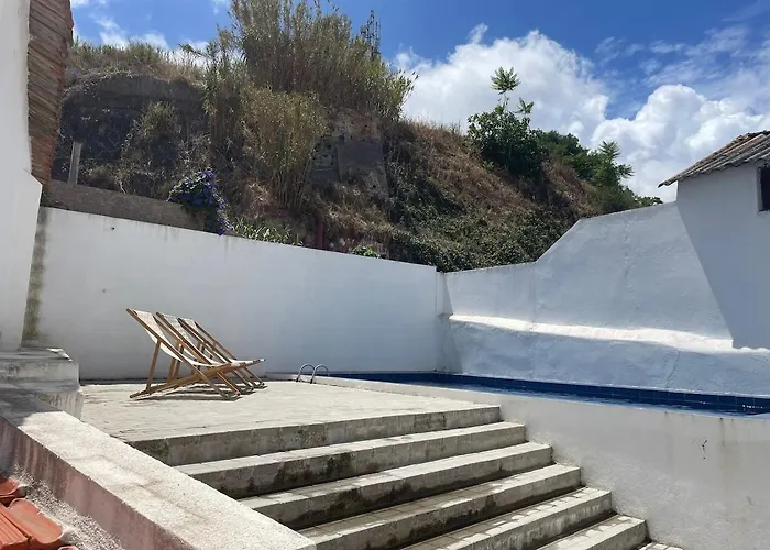 Ground Floor 2 Bedroom With Pool * Lizbona