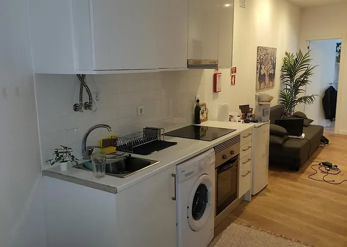 Ground Floor 2 Bedroom With Pool * Lisboa