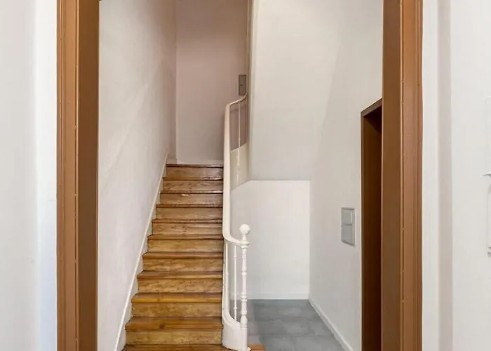 Ground Floor 2 Bedroom With Pool 公寓 *