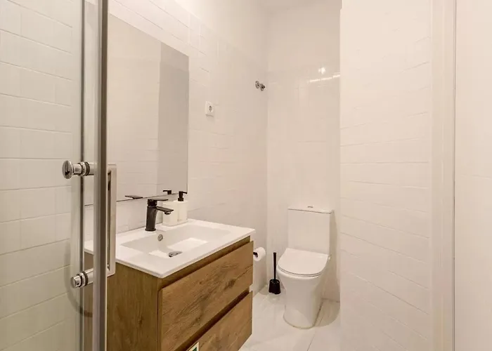 Appartement Ground Floor 2 Bedroom With Pool Lissabon
