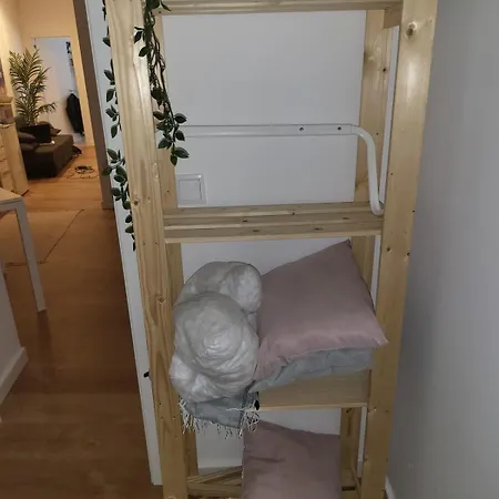 Ground Floor 2 Bedroom With Pool 리스본